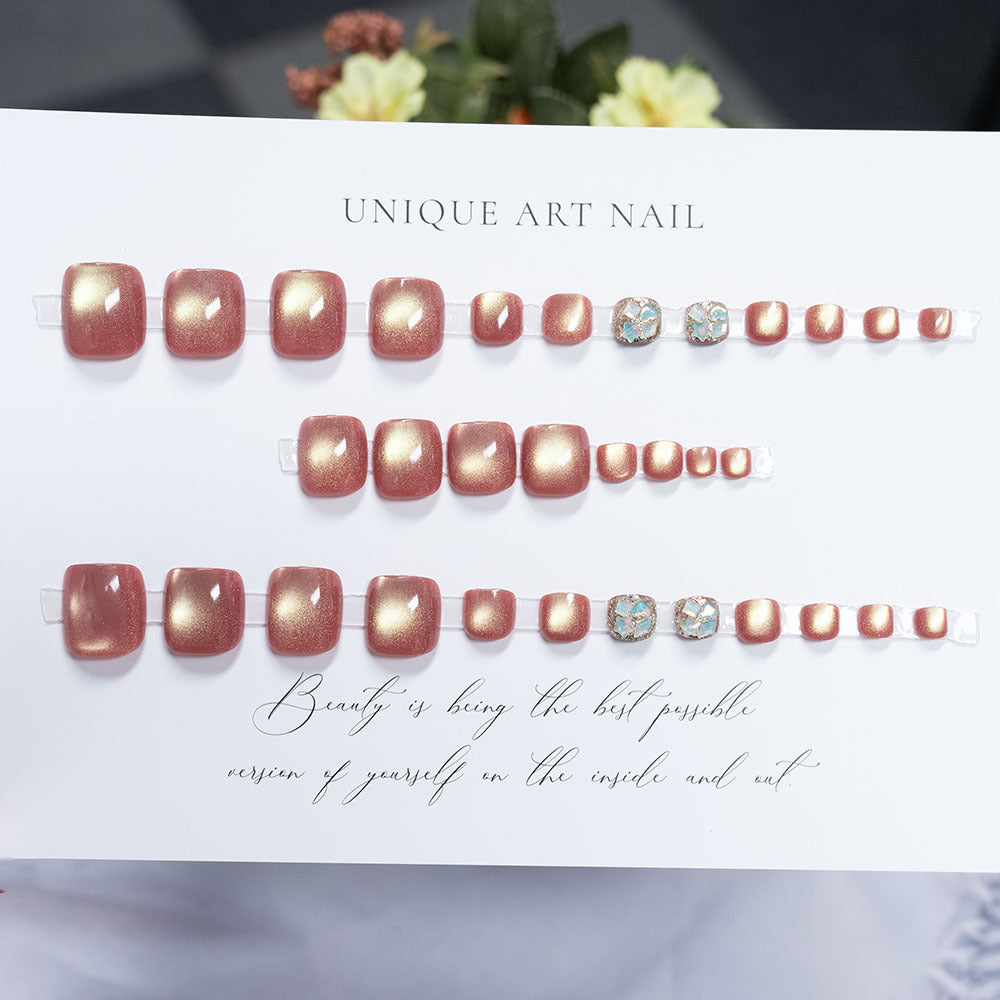 Dekorative Glitter Nagelkunst