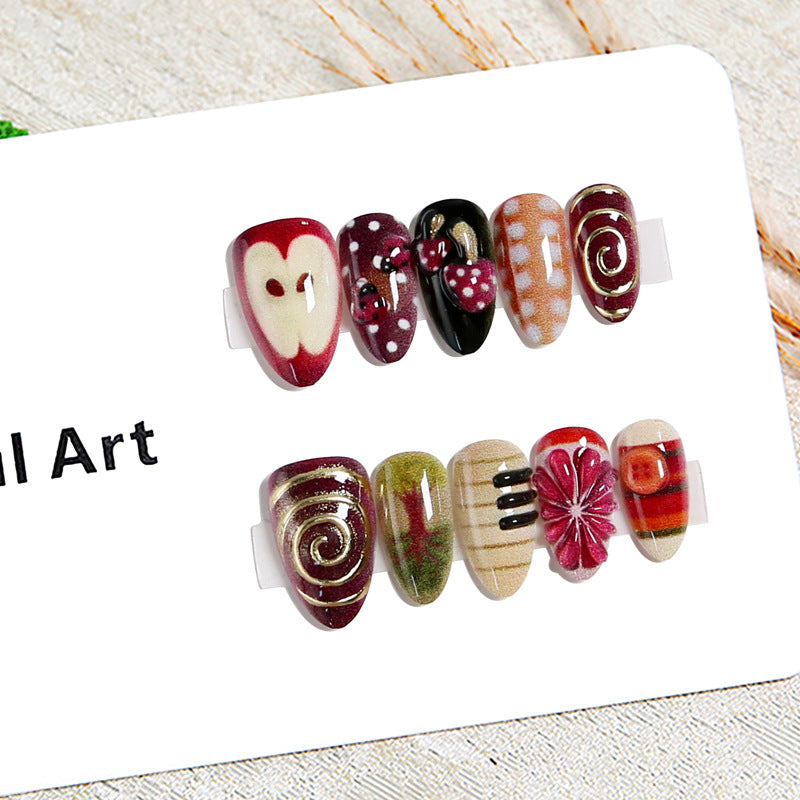 Kreative Kunstnägel mit verspielten Motiven Karnz