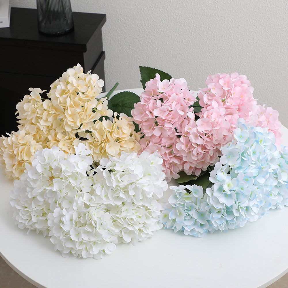 Dekorative Kunstblumenarrangement Karnz