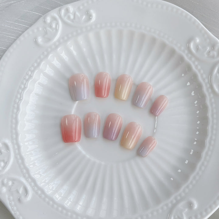 Herz dekoriertes Press-On Nagelset