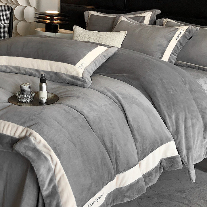 Luxus Bettwäsche-Set aus Baumwollsatin mit kontrastierender Bordüre