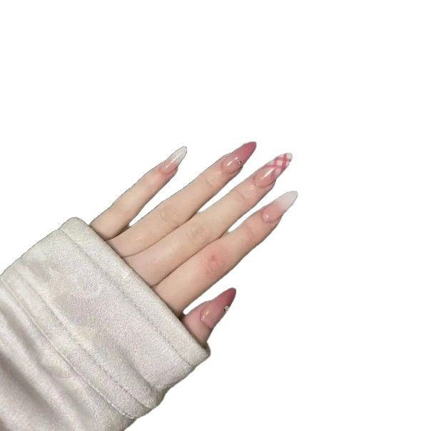 Elegante lange Stiletto-Nagelverlängerungen Karnz