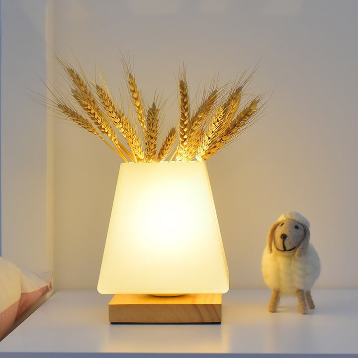 Moderne dekorative Tischlampe