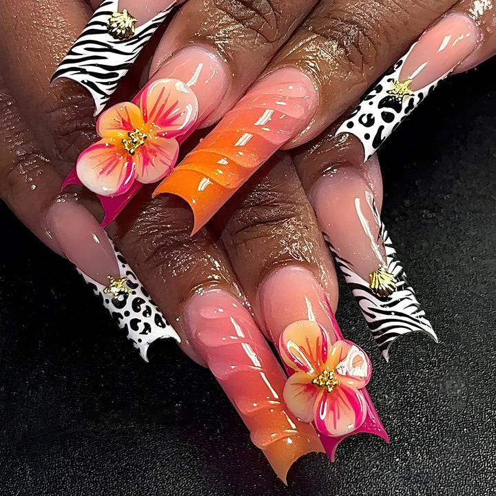 Blumenmotiv Press-On Nagelverlängerungen Karnz