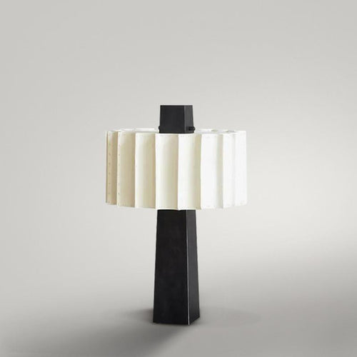 Zeitgenössische Tischlampe mit modernem geometrischem Textur