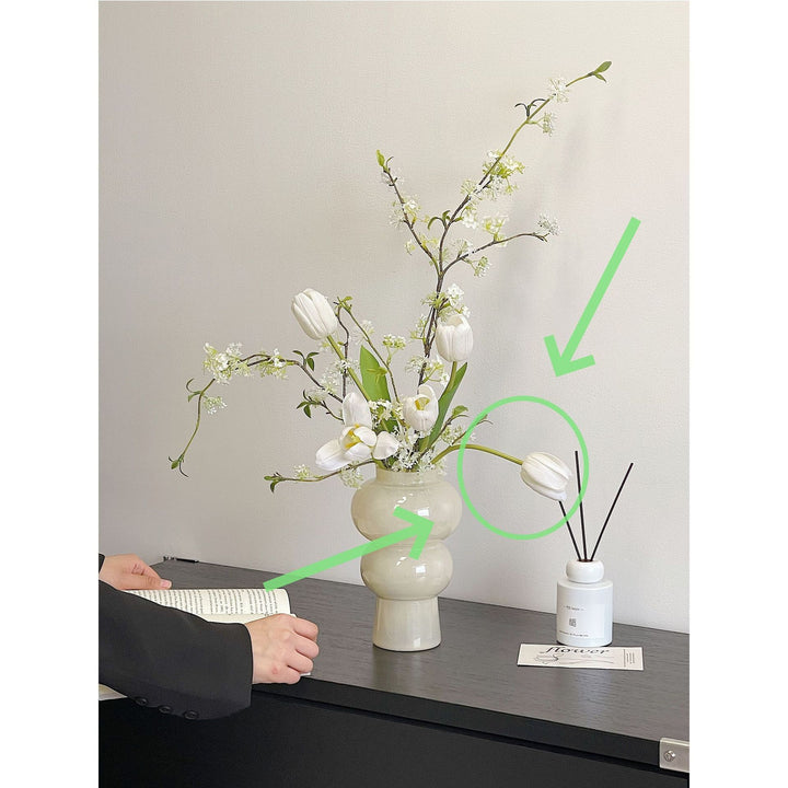 Dekorative künstliche Blumenarrangement