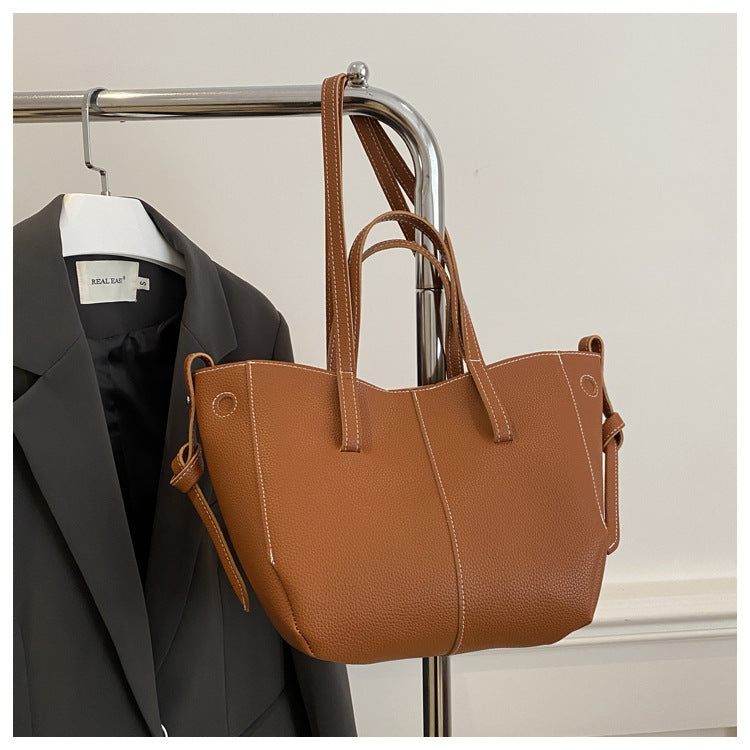 Texturierte Leder Alltags-Tote-Bag Karnz