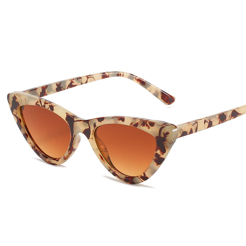 Damen Cat-Eye Sonnenbrille mit futuristischem Design und robustem Rahmen Karnz