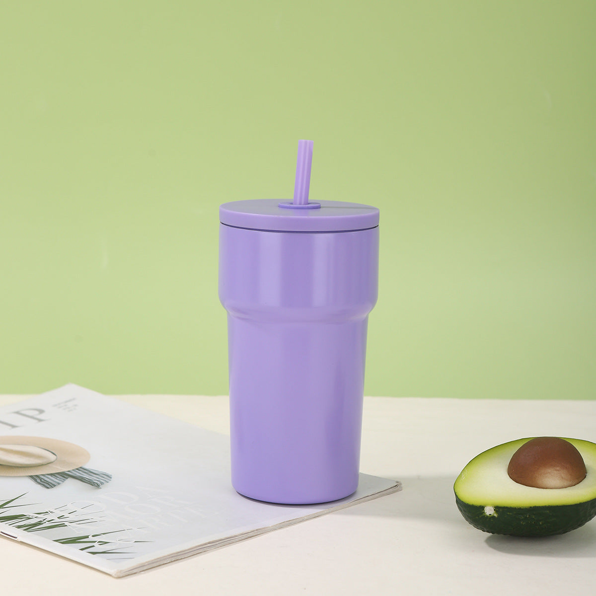 Unisex Isolierter Trinkbecher mit Staubschutzdeckel und Strohhalm Karnz