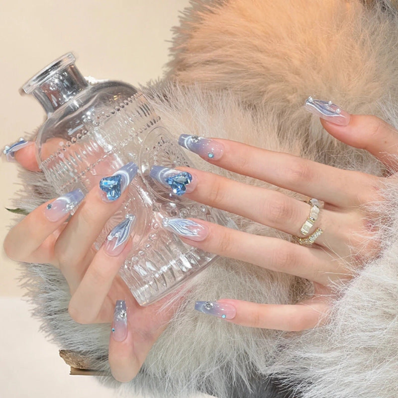 Glamouröse Nageldesigns Karnz