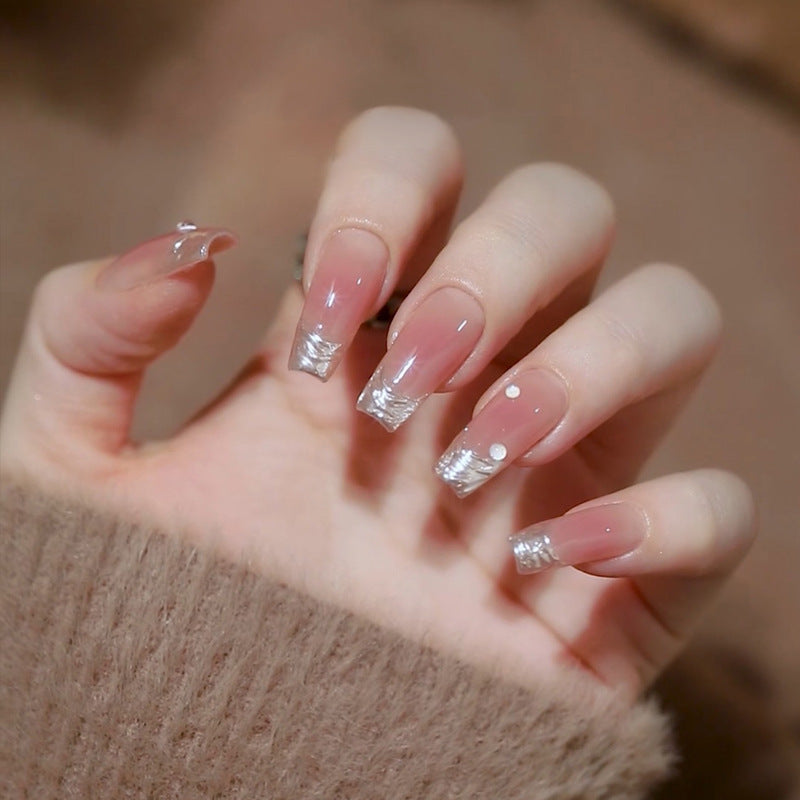 Dekoratives Press-On Nagelkunst-Set Karnz