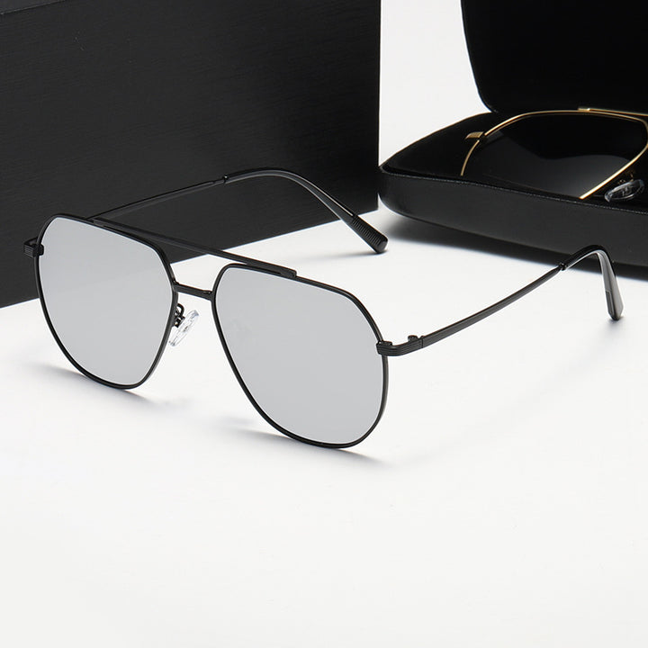 Damen stilvolle Sonnenbrille mit innovativem Metallrahmen Karnz