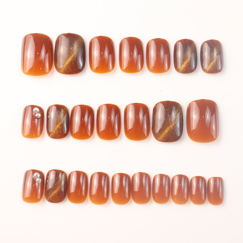 Strahlende Glossy Press-On Nagelkollektion Karnz