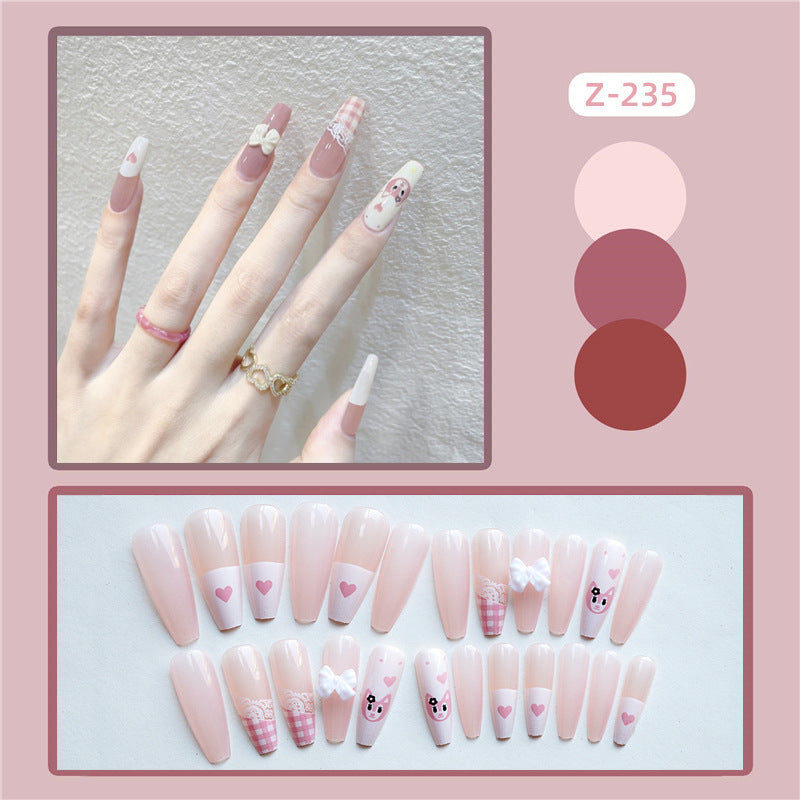 Kreatives thematisiertes Press-On-Nagelkunst-Set