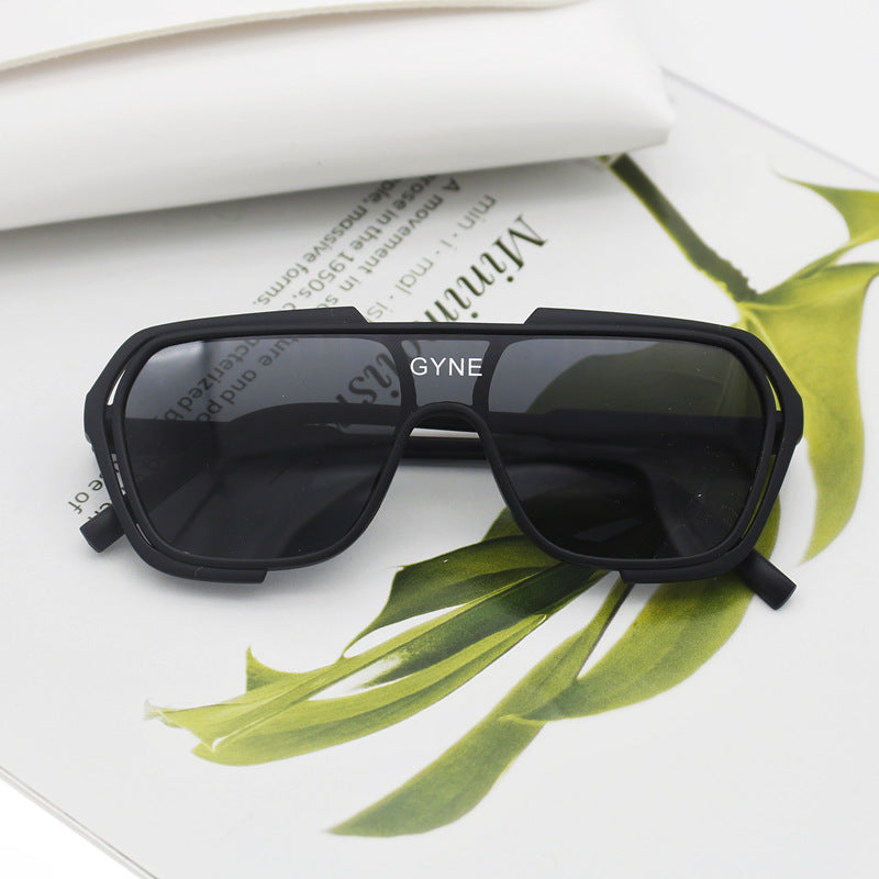 Damen Sportliche Sonnenbrille mit modernem Design Karnz