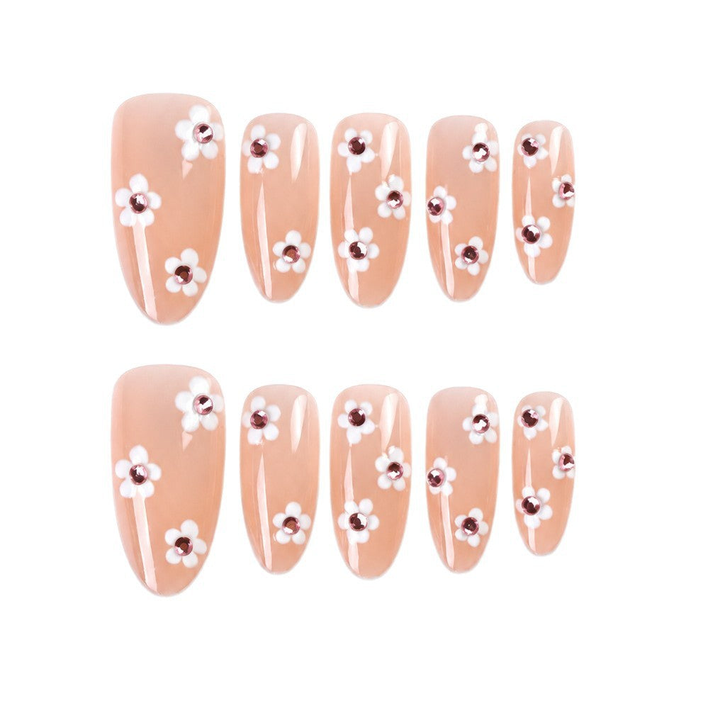 Kunstnagelset mit floralen 3D-Details Karnz
