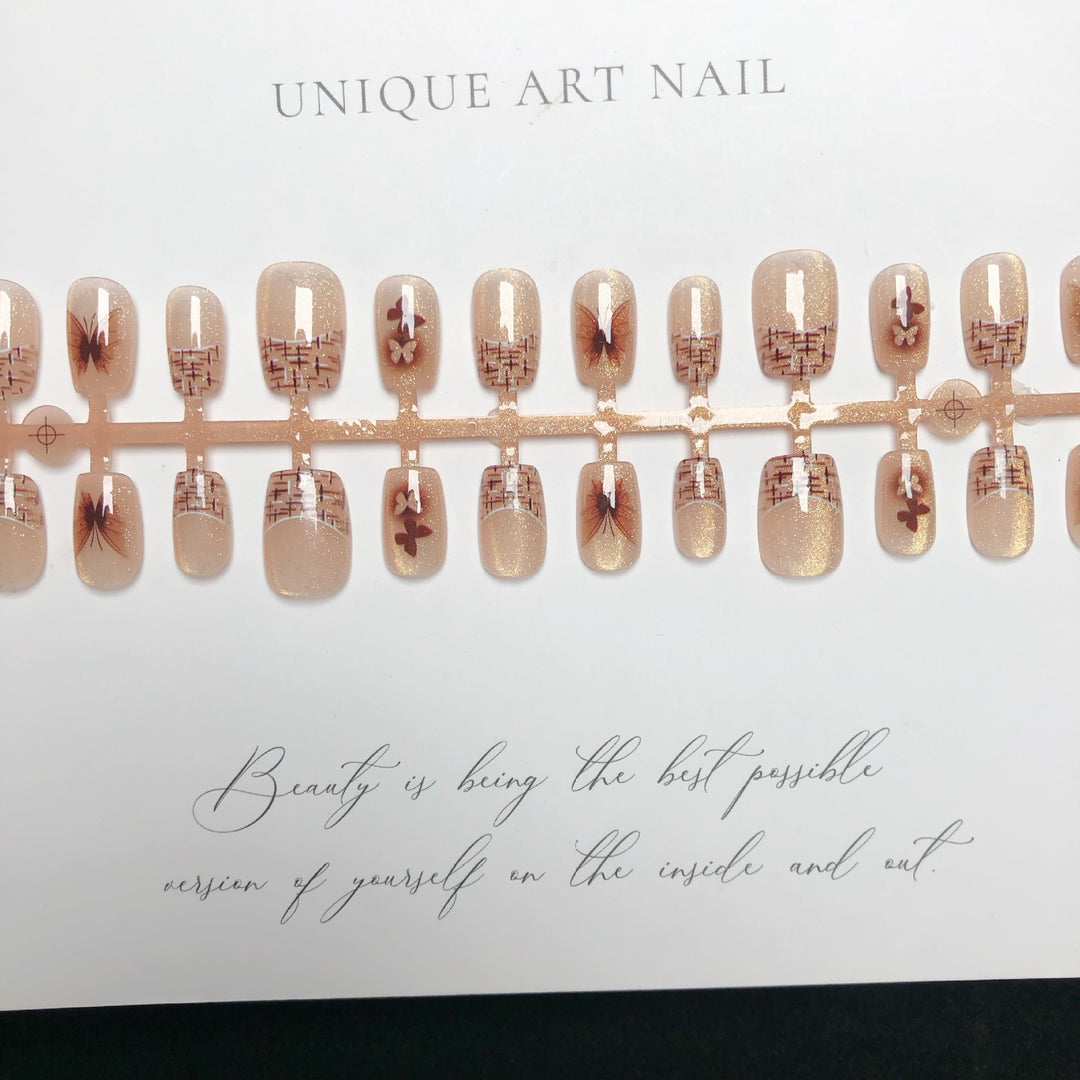 Künstlerisches Press-On Nageldesign Kit