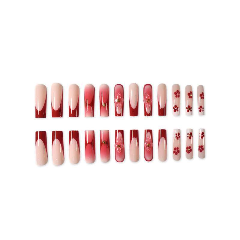 Elegante florale Nagelkunst Design Karnz