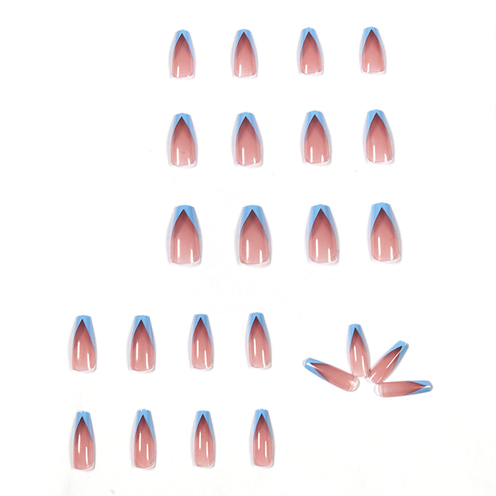 Kunstvolle Stiletto-Nägel mit Ombre-Design Karnz