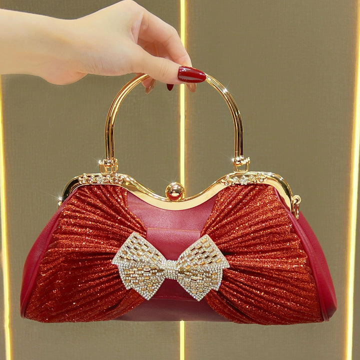 Vintage-inspirierte Abendtasche mit Schleifenakzent