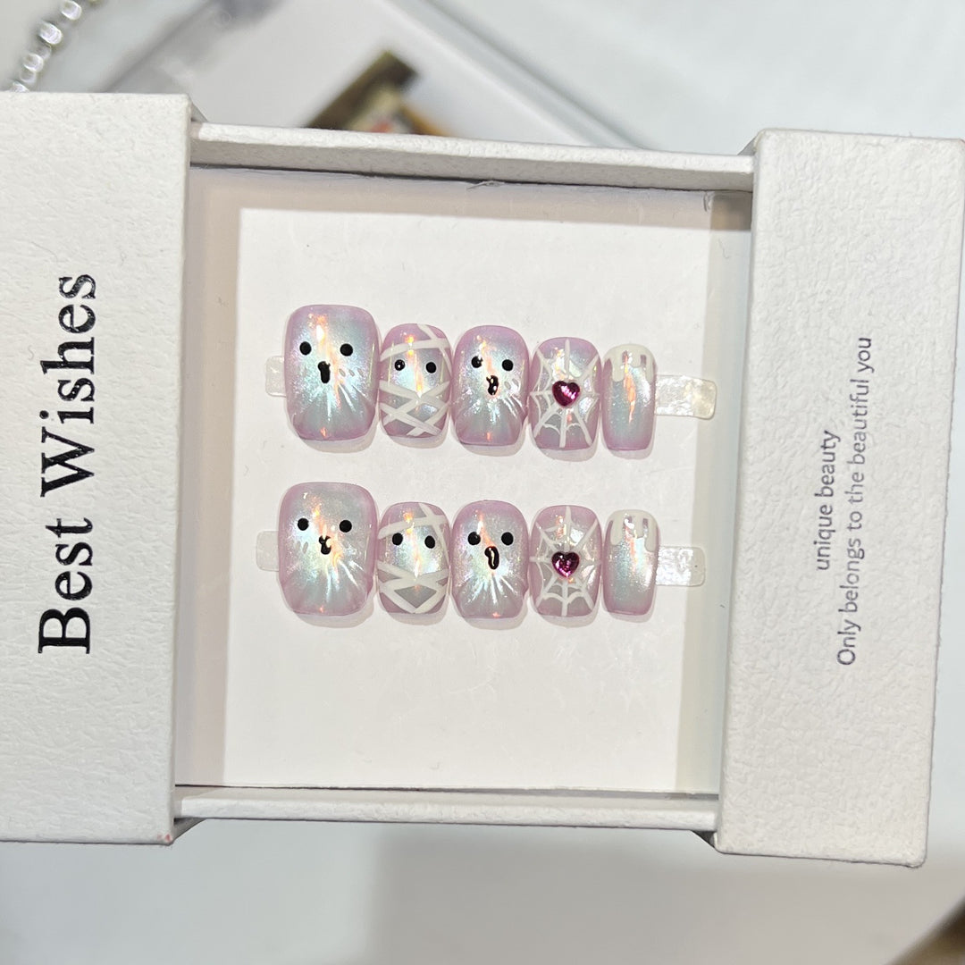 Verspielte Charaktere Press-On Nagelset Karnz