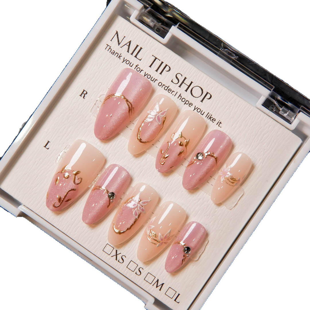 Dekorative Press-On Nageltips mit Blumenmustern