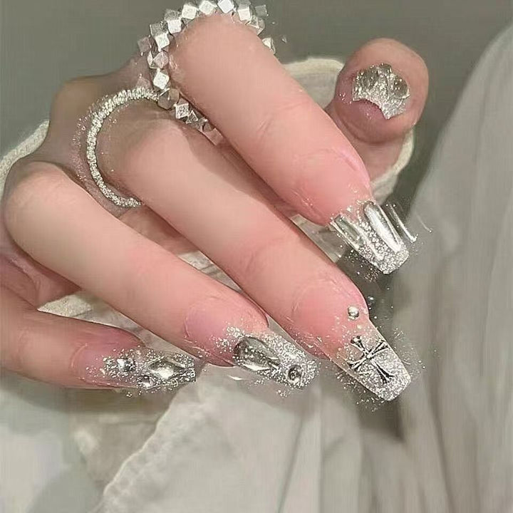 Dekoratives Edelstein Press-On Nagelset Karnz