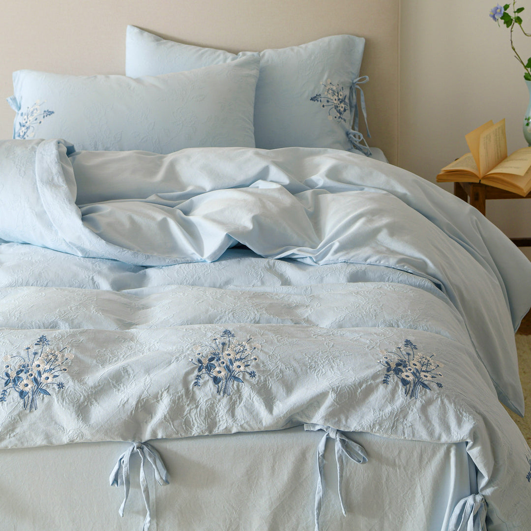 Leichtes Jacquard-Baumwoll-Bettbezug-Set mit handgestickten Blumenzweigen, Bindeschlaufen und Oxford-Kissenbezügen