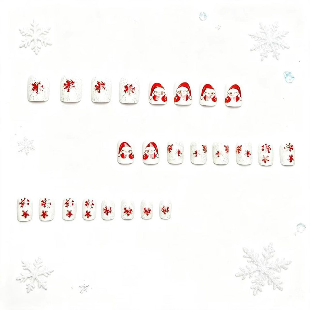 Kunstnägel mit Festlichem Weihnachtsdesign Karnz