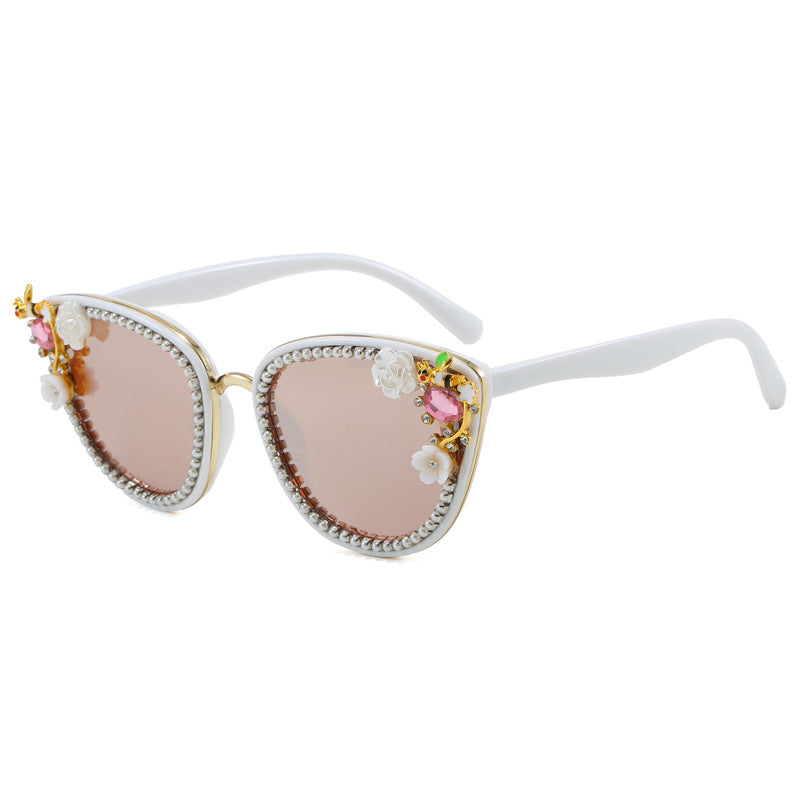 Damen Glamouröse Cat-Eye Sonnenbrille mit floralen Verzierungen Karnz