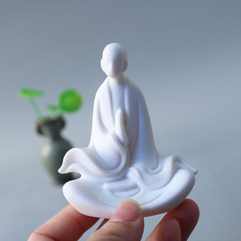 Dekorative Porzellanfigur Karnz