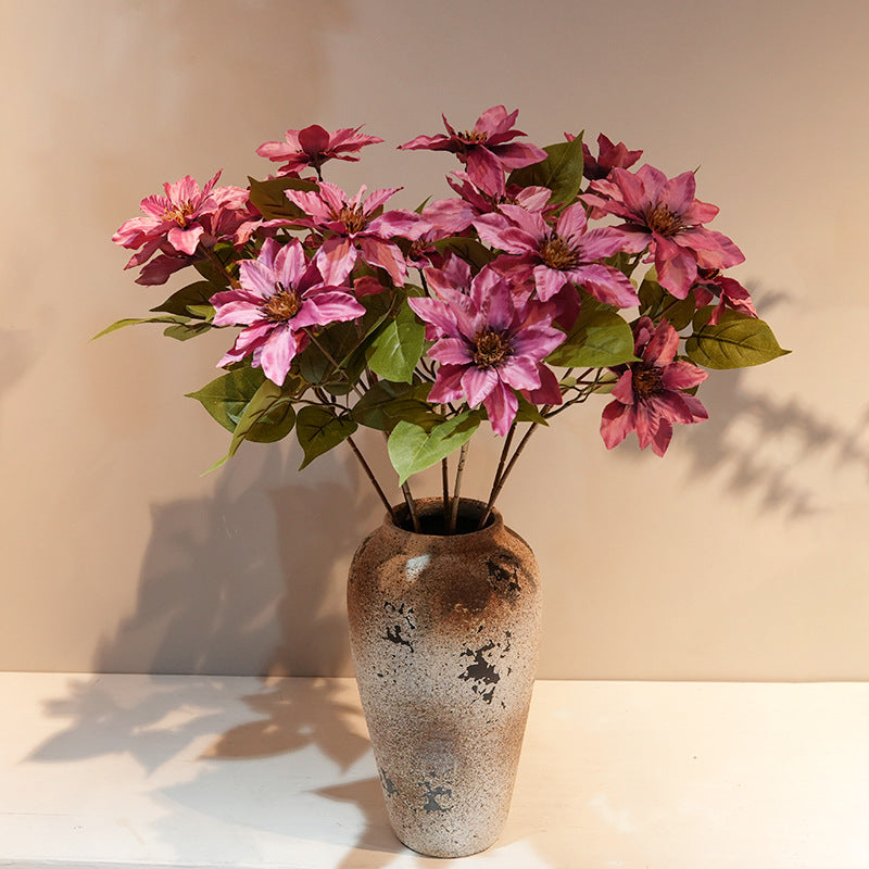 Dekorative Kunstblumen Karnz