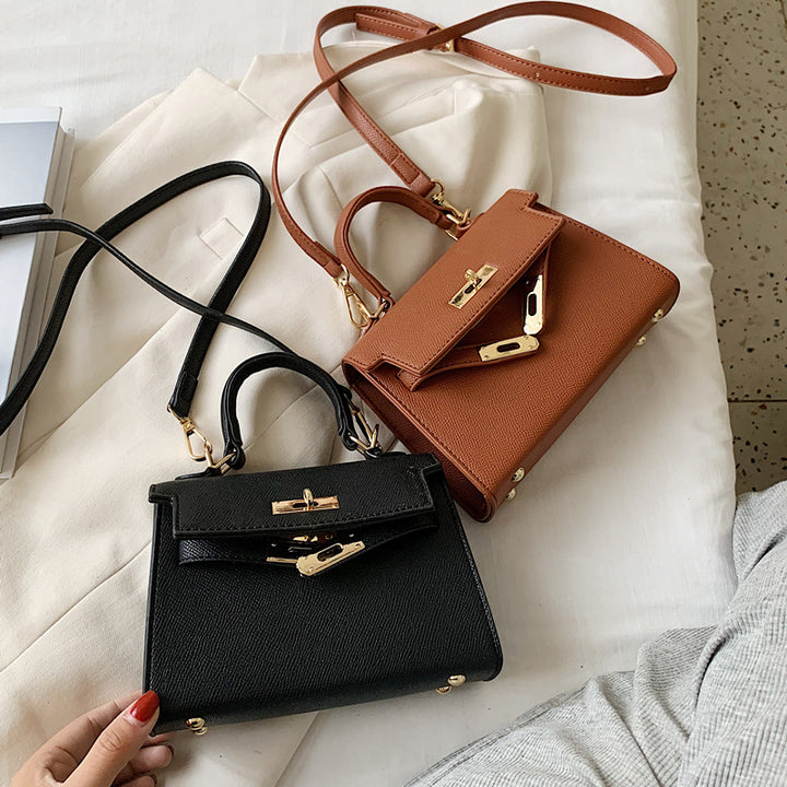Strukturierte Kunstleder-Handtasche Karnz
