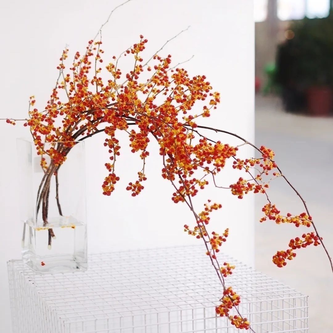 Künstlicher Blumenzweigstrauß