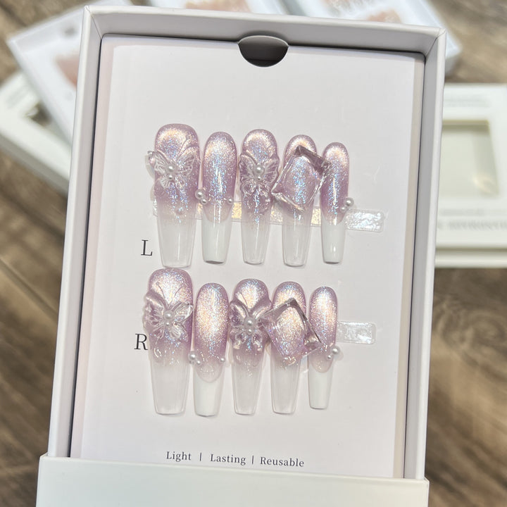 Luxuriöse dekorative Press-On-Nagelspitzen