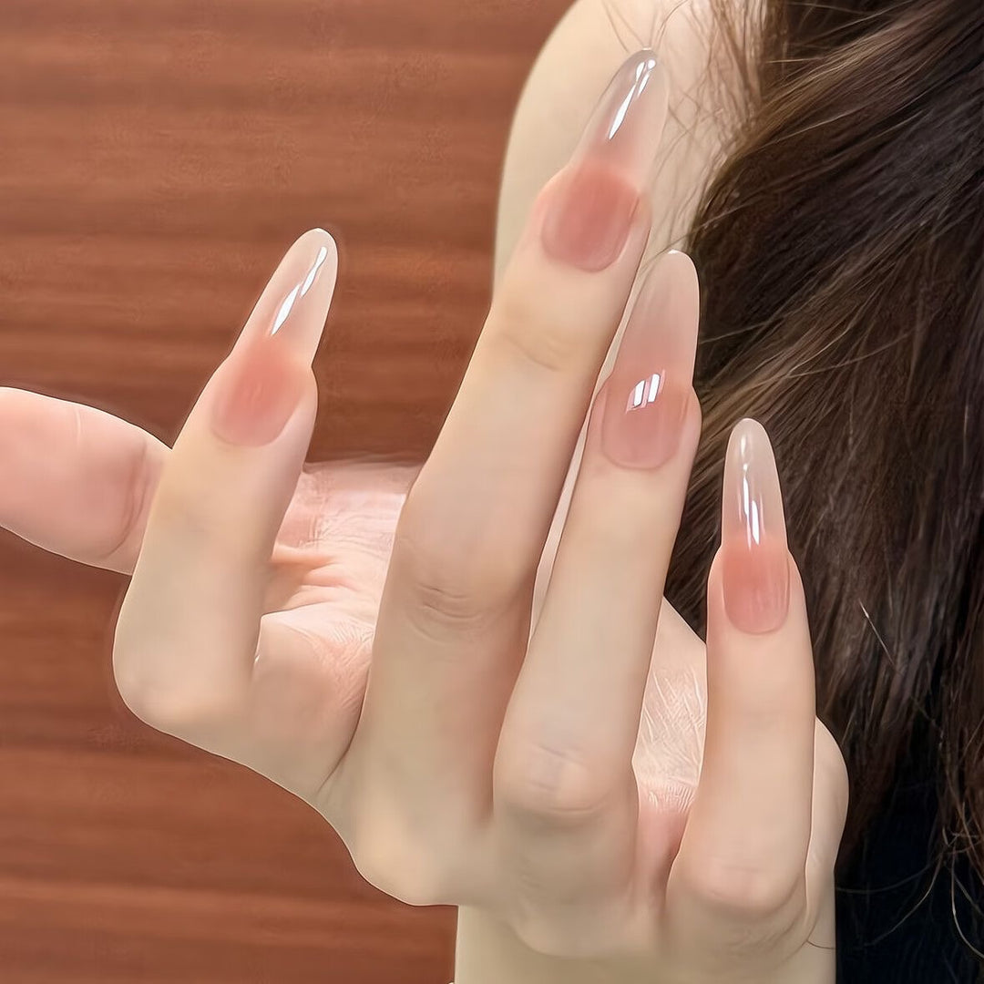 Elegantes Nagelkunst Set Karnz