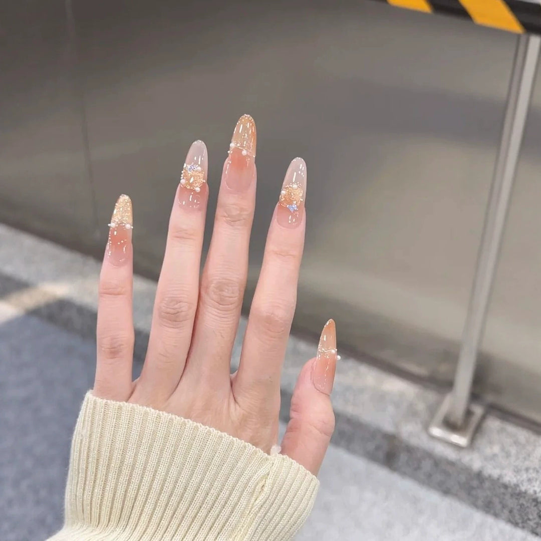 Elegante Stiletto Press-On Nagel-Verstärkungen