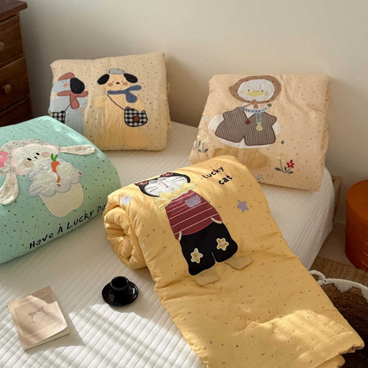 Kuschelige Kinder-Steppdecke mit niedlicher Hunde-Applikation