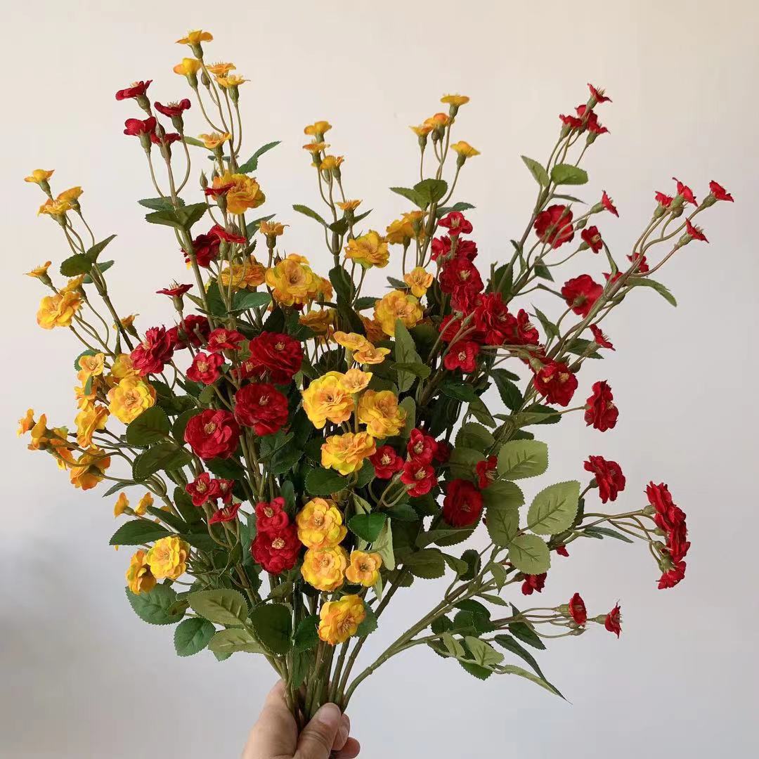 Elegante dekorative Blumenstängel