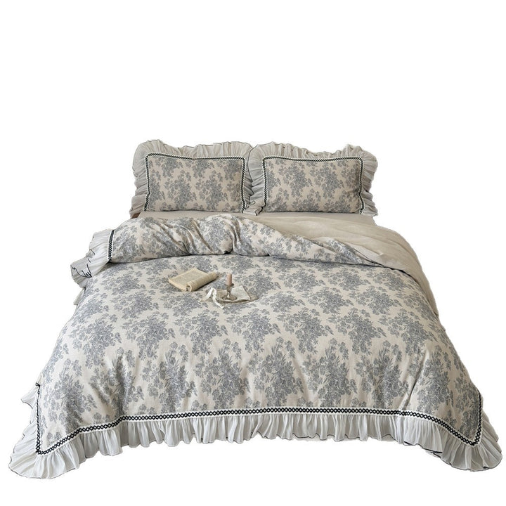 Romantische Bettwäsche-Garnitur mit Rüschen und feinem Blumen-Jacquard