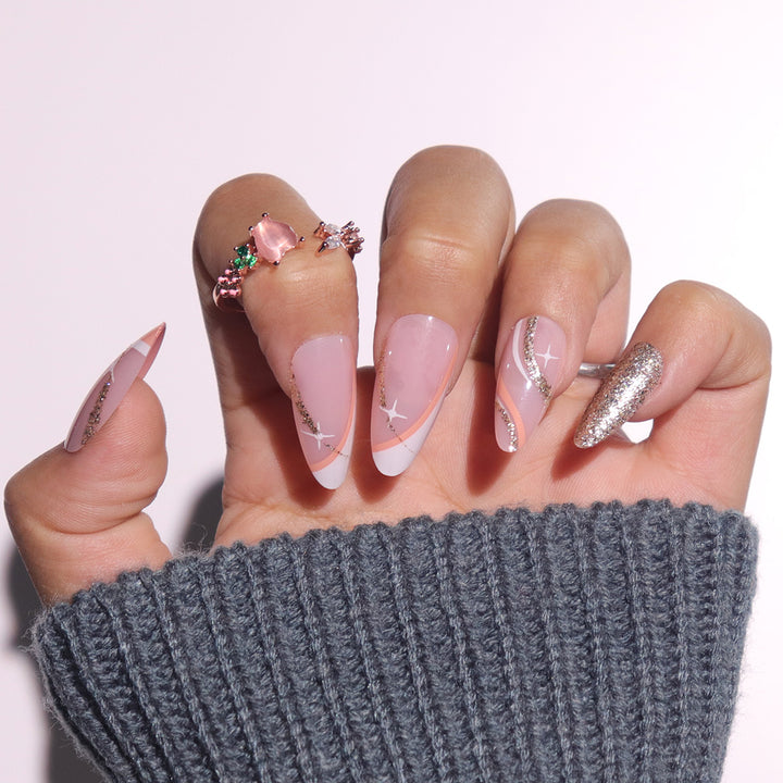 Elegante Stiletto Press-On Nägel mit Glitter und künstlerischem Design Karnz