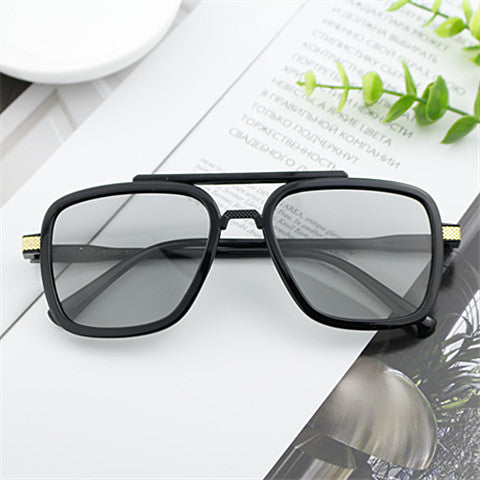 Damen moderne Sonnenbrille mit quadratischem Rahmen Karnz