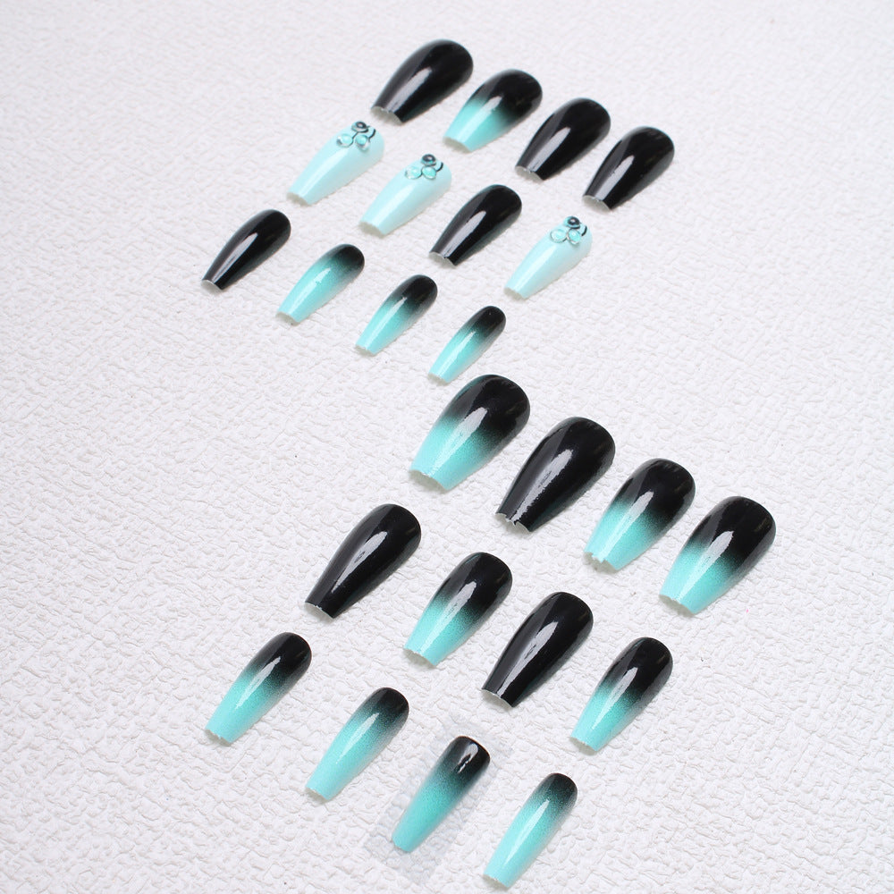 Elegante Gradient Press-On Nägel Karnz
