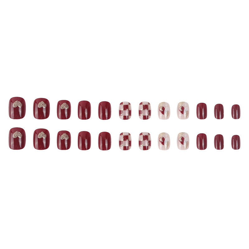 Elegante Nagelkunstverlängerungen Karnz