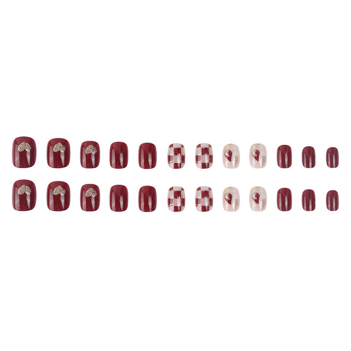 Elegante Nagelkunstverlängerungen Karnz