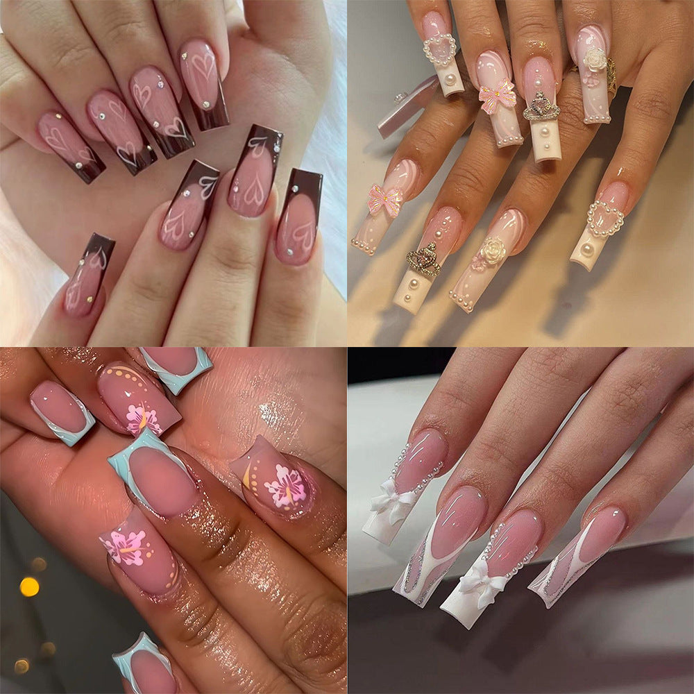 Kunstnagelset mit floralen Mustern und Ombre-Effekten Karnz