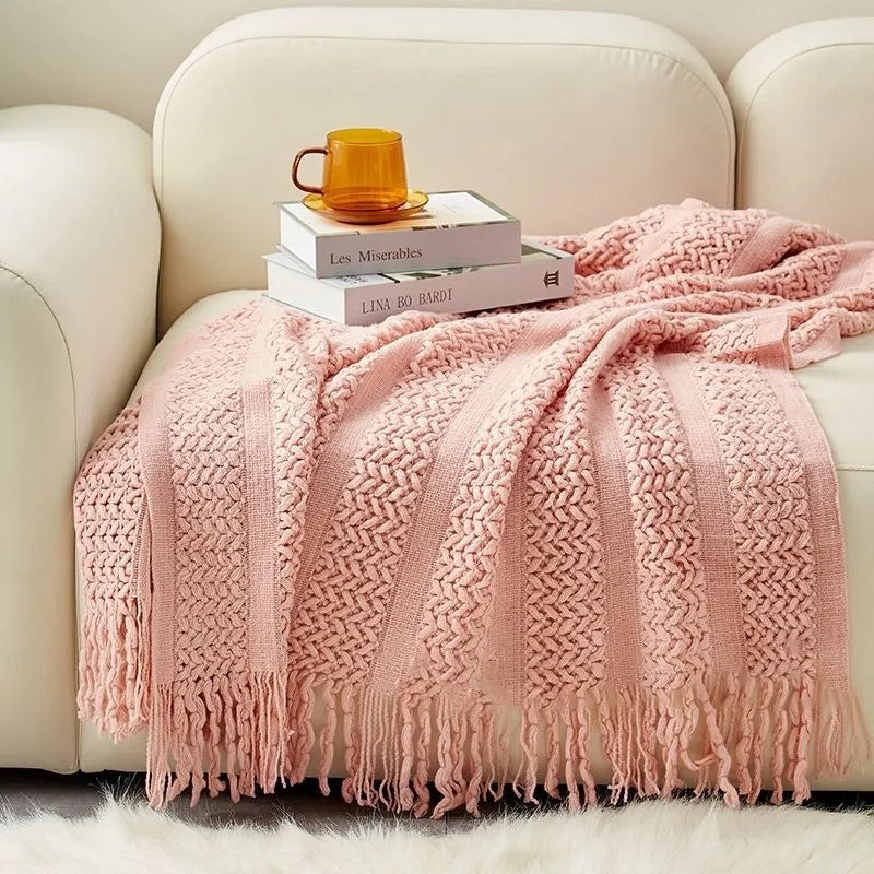 Gemütliche Strickwurfdecke