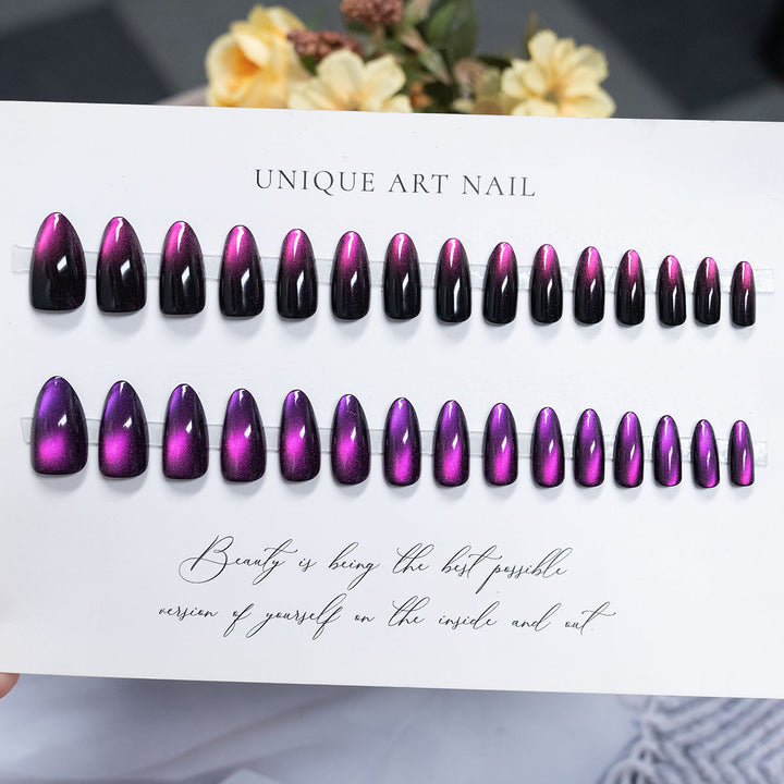 Glänzende Press-On Nail Kollektion