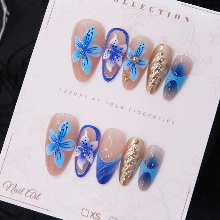 Künstlerisches Floral Press-On Nail Set