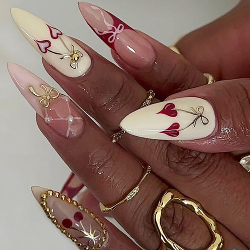 Elegantes dekoratives Press-On-Nagelset mit Schleifen- und Herzdesigns Karnz